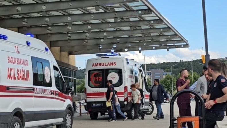 Yangın tüpü faciası: 9 çocuk hastaneye kaldırıldı