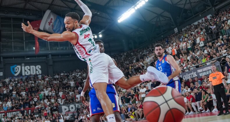 Basketbol Süper Ligi’nde ilk finalist Anadolu Efes