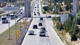 Bayram tatilinden dönüş yoğunluğu sürüyor