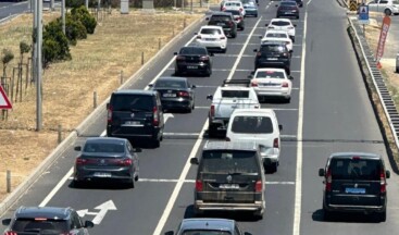 Bayram tatilinin son gününde dönüş trafiği yaşanıyor