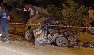 Beton mikseri, otomobili biçti: 1 ölü