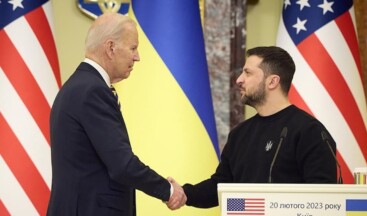 Biden, Zelenskiy’den özür diledi: ‘225 milyon dolar daha veriyoruz’