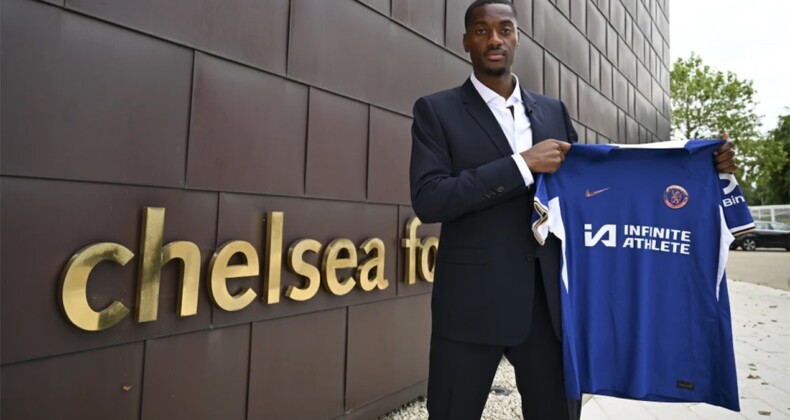 Chelsea, Fulham’dan Tosin Adarabioyo’yu transfer etti