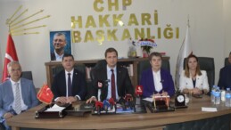 CHP heyeti Hakkari’de: ‘Kayyum atamaları, AKP’nin belediyelere çökme projesidir’