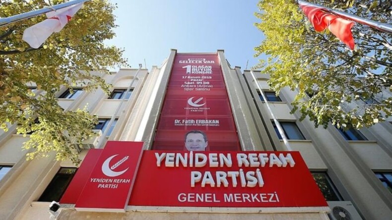 Elazığ’da Yeniden Refah Partili 2 belediye meclis üyesi istifa etti