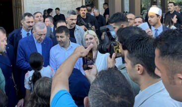 Erdoğan, Marmaris’te vatandaşlarla bayramlaştı