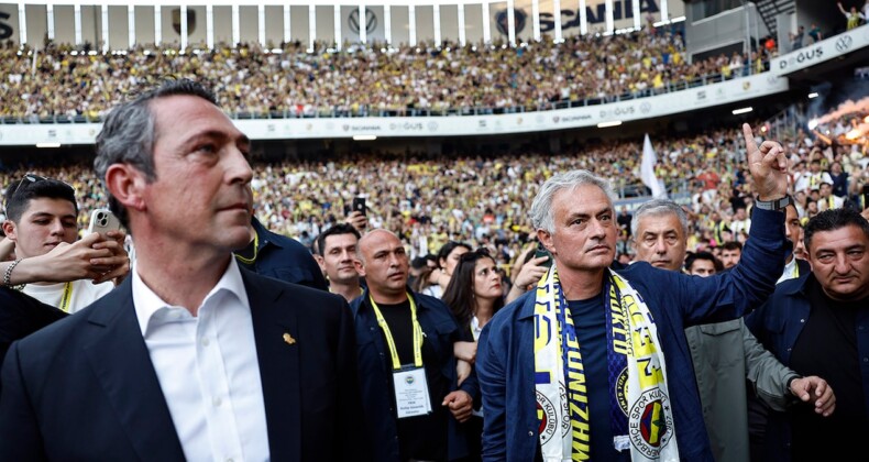 Fenerbahçe, Jose Mourinho’yu KAP’a bildirdi! Alacağı ücret…