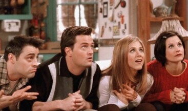 Friends yıldızı Courteney Cox, TikTok’taki dansıyla olay oldu