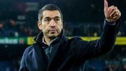 Giovanni van Bronckhorst: Disiplinli ve sonuç odaklı