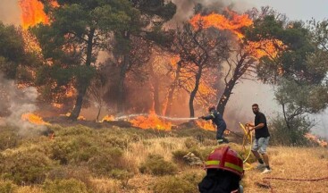 Komşuda yangın kâbusu: Köyler boşaltılıyor