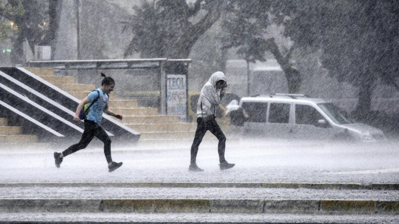 Meteoroloji uyardı: Birçok şehri kuvvetli sağanak vuracak…