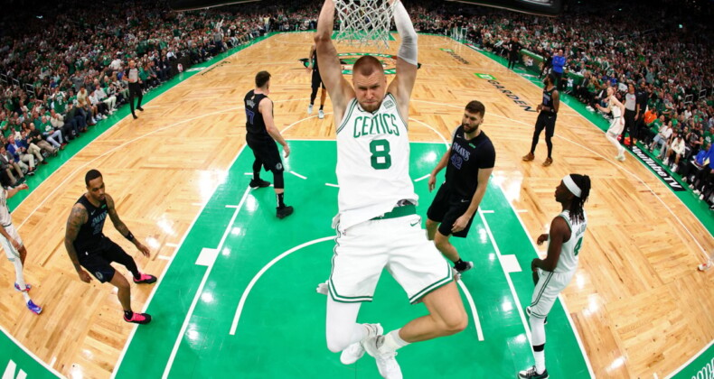 NBA Finalleri’nde Boston Celtics Dallas Mavericks ile oynadığı ilk maçı farklı kazandı