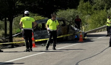 Sinop’ta kaza sonrası araç alev aldı: 3 ölü, 3 yaralı