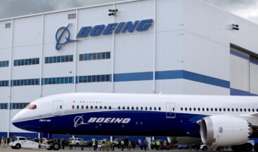 Skandallarda başroldeydi… Boeing CEO’su: “Gurur duyuyorum”