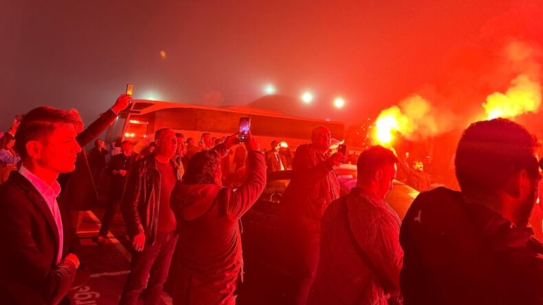 İstanbul’dan 1000 kişilik kafile yeni parti için yola çıktı