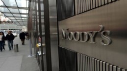 Moody’s Fransa’nın görünümünü negatife çevirdi