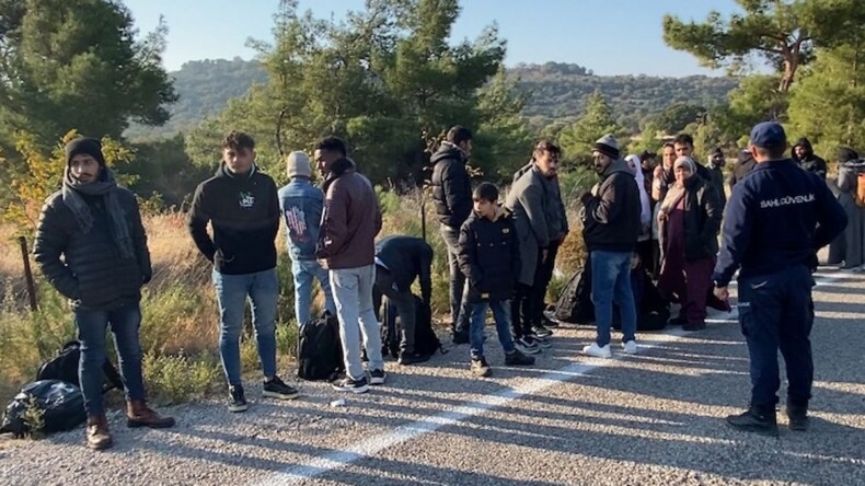 Çanakkale’de 27 kaçak göçmen yakalandı