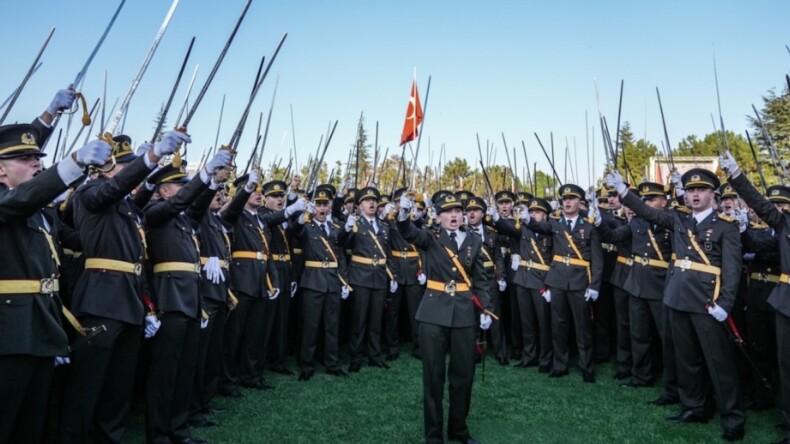 İhracı istenen Teğmen Ebru’nun başarıları