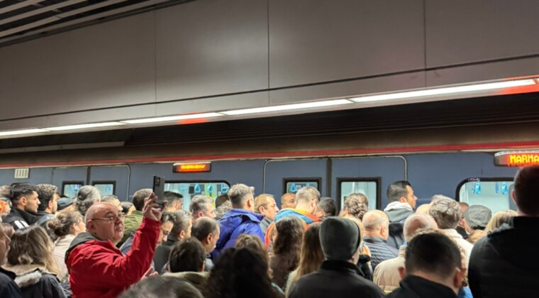 Marmaray’da arıza: Seferler yapılamıyor